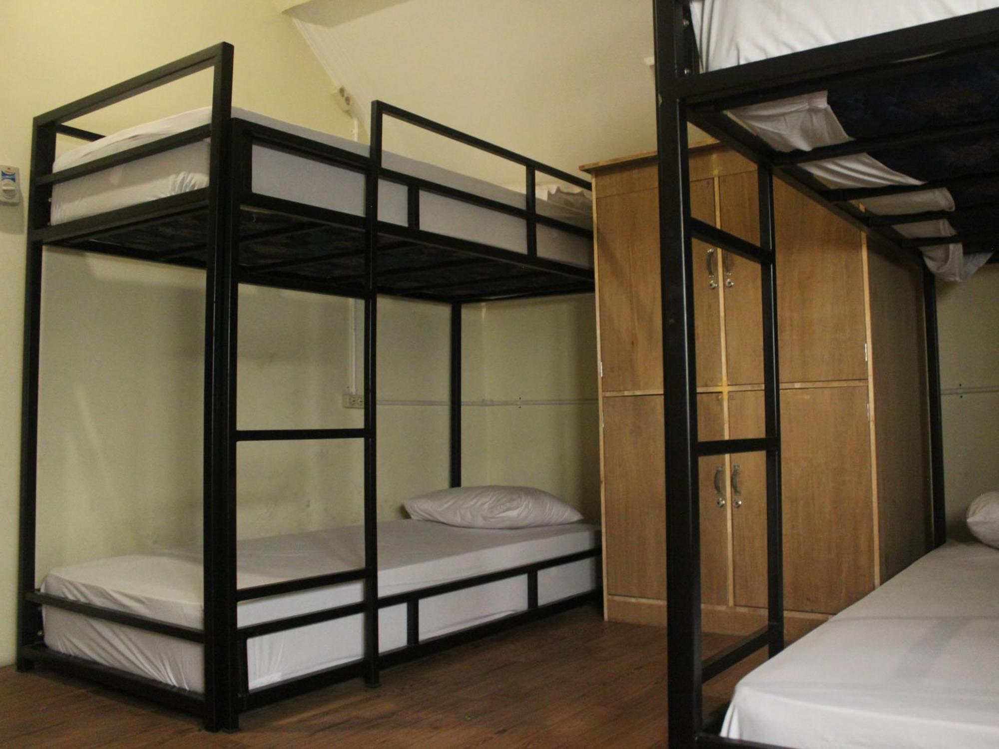 Oke Baik Hostel Yogyakarta Extérieur photo
