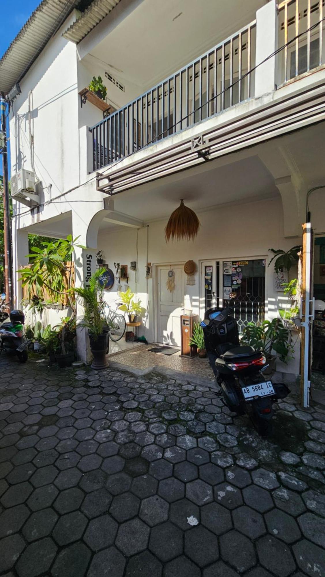 Oke Baik Hostel Yogyakarta Extérieur photo