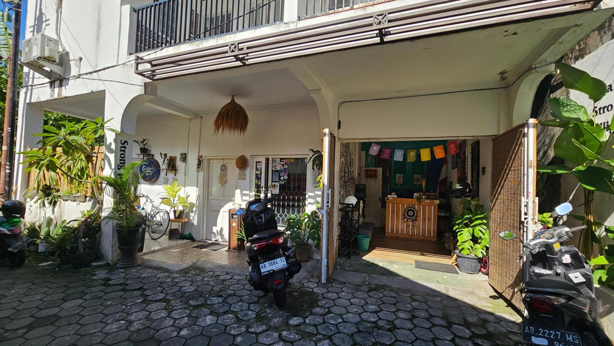 Oke Baik Hostel Yogyakarta Extérieur photo