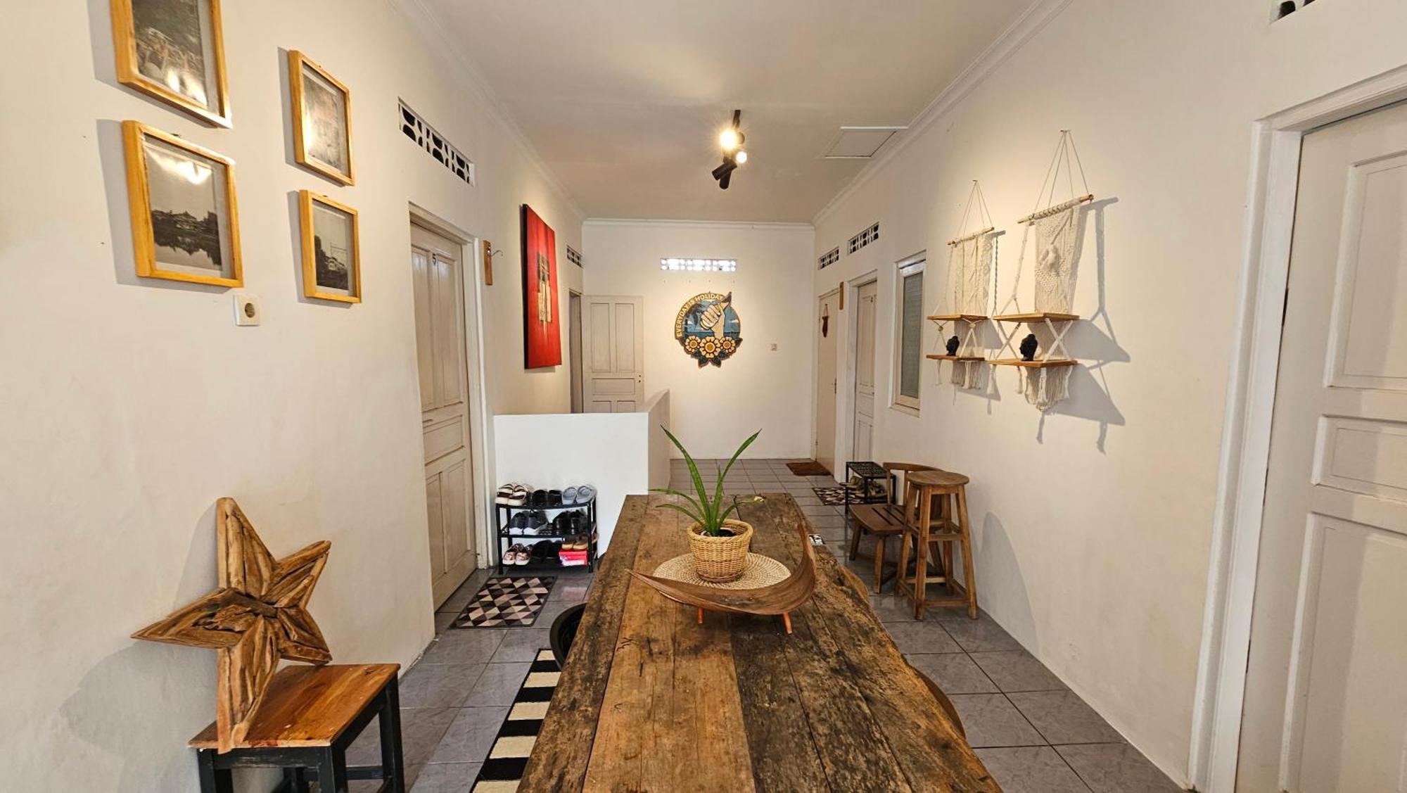 Oke Baik Hostel Yogyakarta Extérieur photo