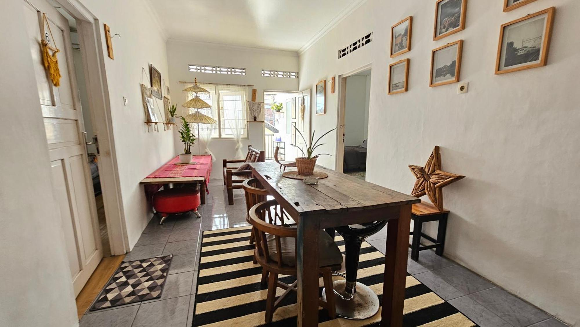 Oke Baik Hostel Yogyakarta Extérieur photo